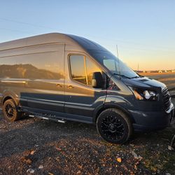 2019 Ford Transit-250