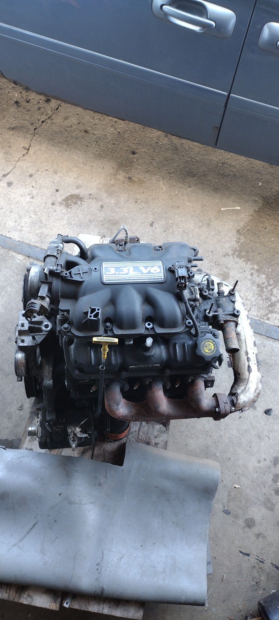 Dodge Caravan Engine 3.3 L V6  Low Mileage Healthy Engine 