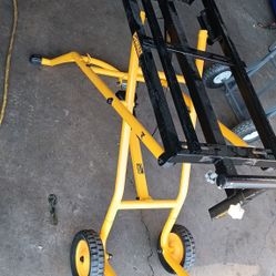 DEWALT MITER SAW STAND 