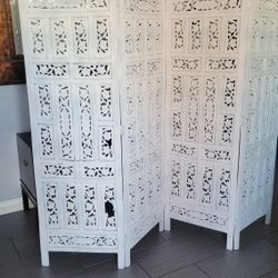 BEAUTIFUL SOLID WOOD HAND CARVED 4 PANELS ROOM DIVIDER 
