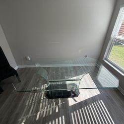 Glass Table With 6 Chairs 