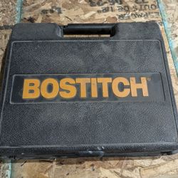 Bostitch 18ga Brad Nail Gun And Case