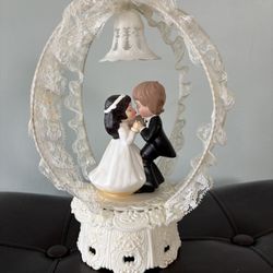Vintage Wilton Wedding Cake Topper