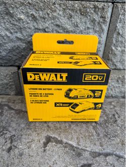 DEWALT 20V MAX Lithium-Ion 4.0 Ah and 2.0Ah Battery Packs (2-Pack)