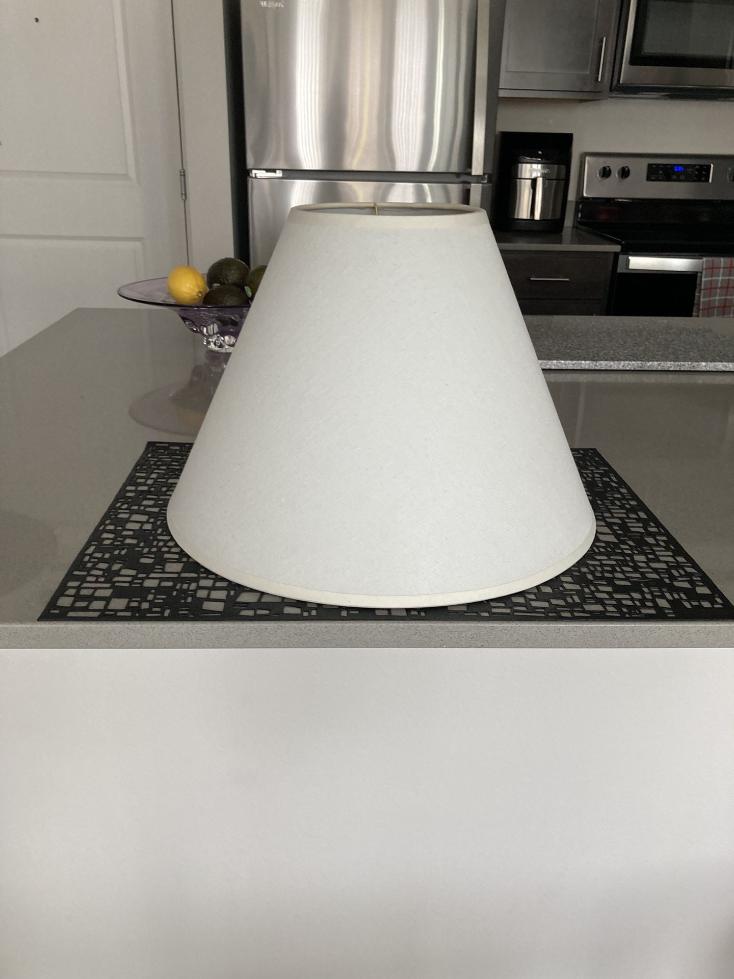 Lamp Shade, Excellent Condition. $5