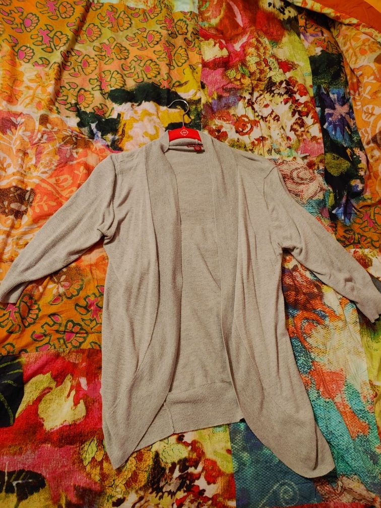Gray sweater/cardigan
