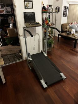Treadmill - does not have motor