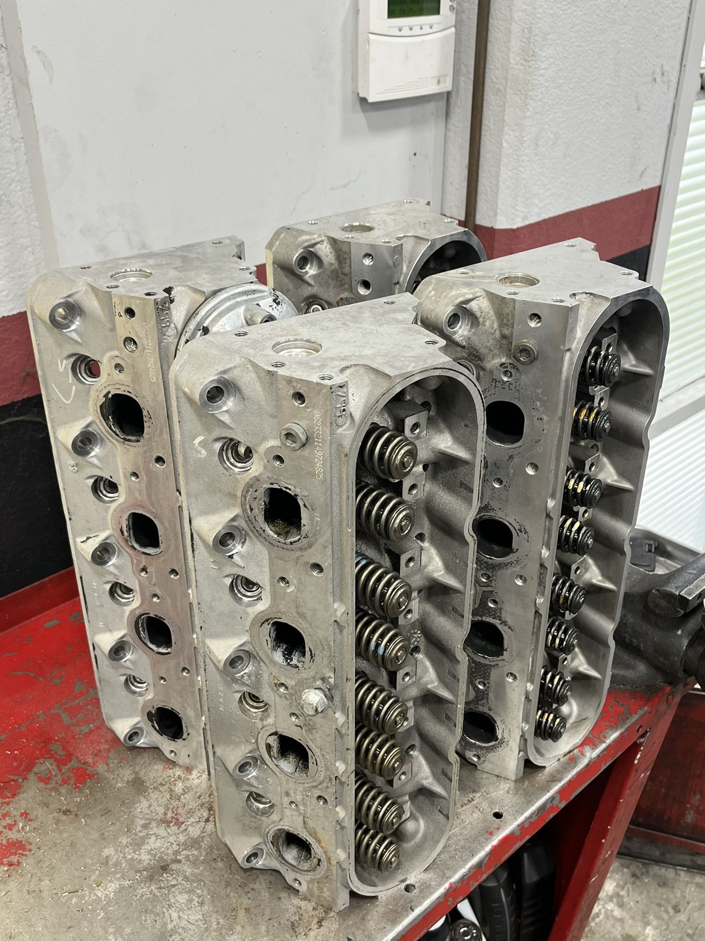 LS 799 Cylinder Heads