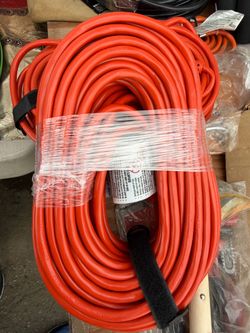 Extensión cord 100 ft 16 Guage