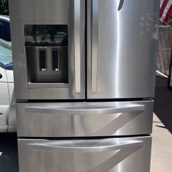 One Damn Good Fridge (Whirlpool WRX735SDBM00)