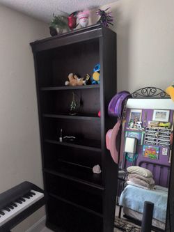 Book Case
