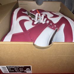 Nike Sb Dunk Size 11 Men’s 