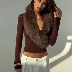 Beautiful New Top Jacket Size Small Retail $70 + Tax 