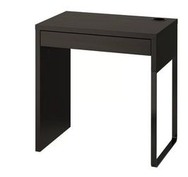 IKEA Computer Desk – Modern Black/Brown Desk with 1 Drawer – Excellent