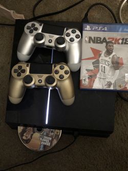 PS4+ 2pairs of shoes