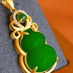 Beautiful LUCKY WEALTH Fengsui Pendant Jade Style Beautiful Pendant