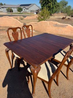Kitchen table