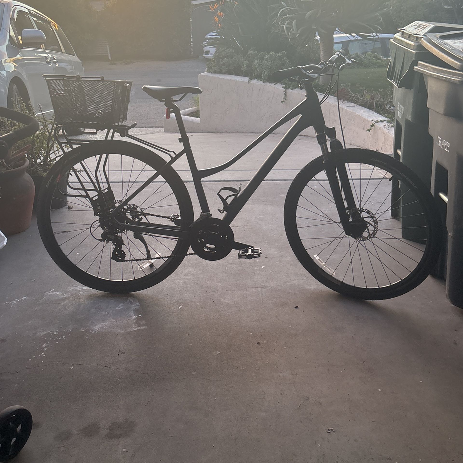 Commuter Hybrid Bike