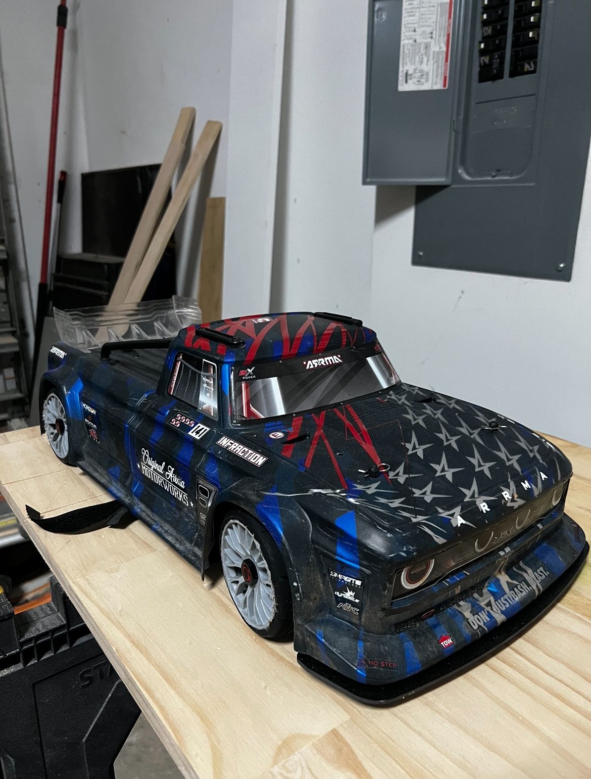 Arrma Infraction 6S