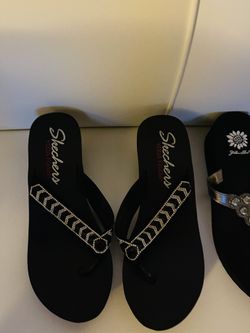 Sketchers Flip flops size 10