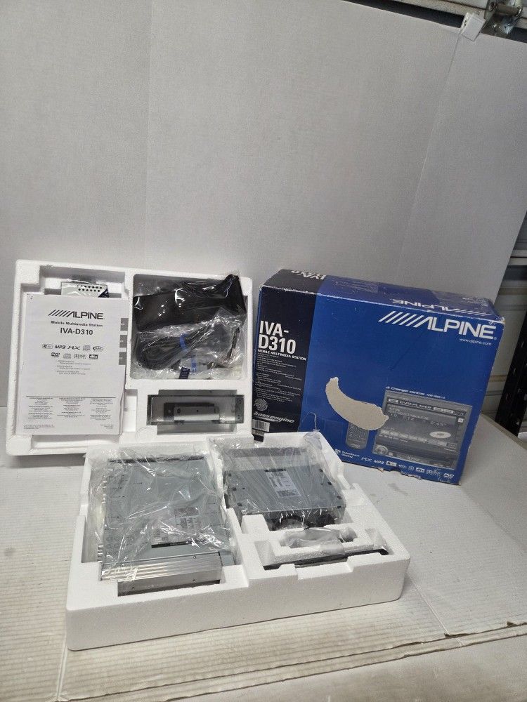 Alpine IVA-310 Car Stereo Cd /dvd Player