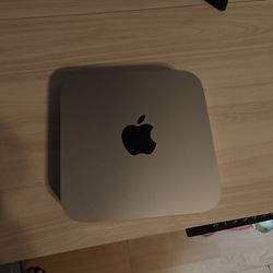 Mac Mini M2