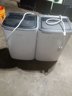 Frigidaire Stand Up Air Conditioners 12000 Btu