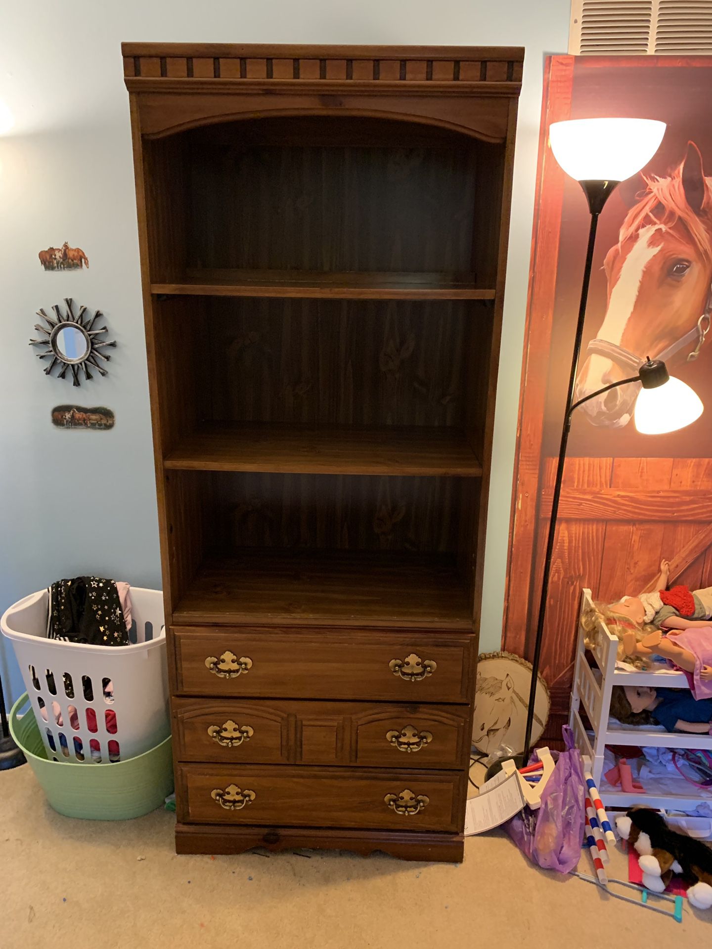 Curio cabinet/dresser