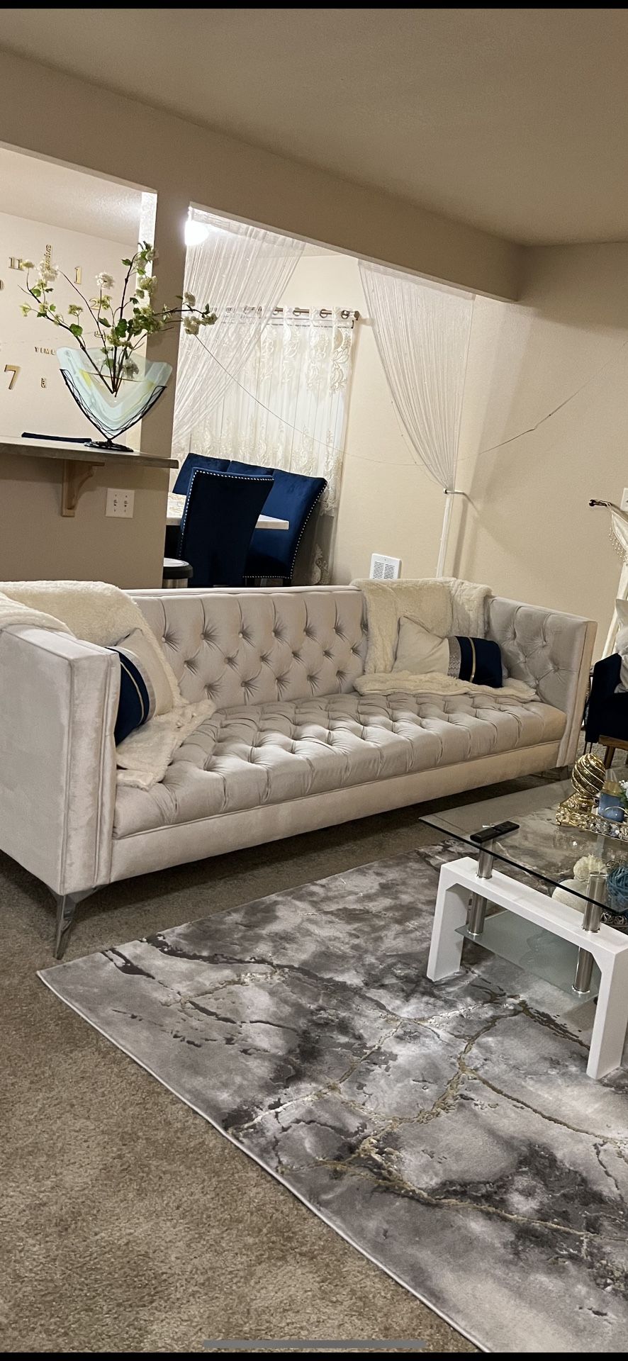 Crème Velvet Tufted Sofa
