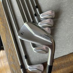 TaylorMade P770 Iron Set 4-PW+AW Mint Condition Accra iSeries Steel 125i Stiff Shafts