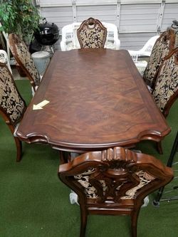 7 pc's dining table