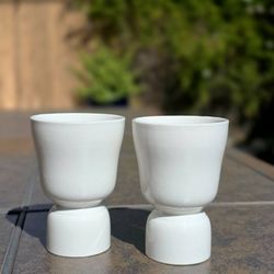 Set of 2 White Mid Century Modern Egg Cups