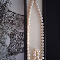Beautiful pearl necklace