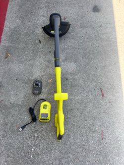 Ryobi ONE+ 18V 10 in. Cordless Battery String Trimmer/Edger