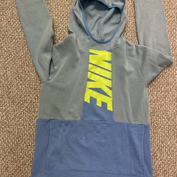 Nike pullover hoodies Sz XL