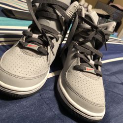 Nike High Top Youth 4