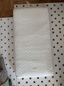 Pure Core Crib Mattress W/ Hybrid Quilted waterproof Cover