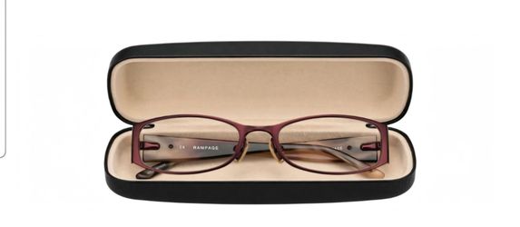 New Rampage Burgundy Rhinestone Eyeglasses Frame Brown Cream Marble 6 Crystals

Rampage Burgundy Eyeglasses Frame with Rhinestones Brown Cream


Rampa