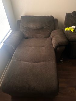 Couch and chase