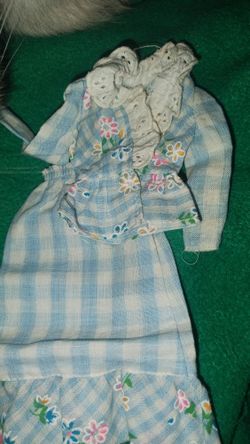 Barbie!!! Lots Of Vintage Barbie!