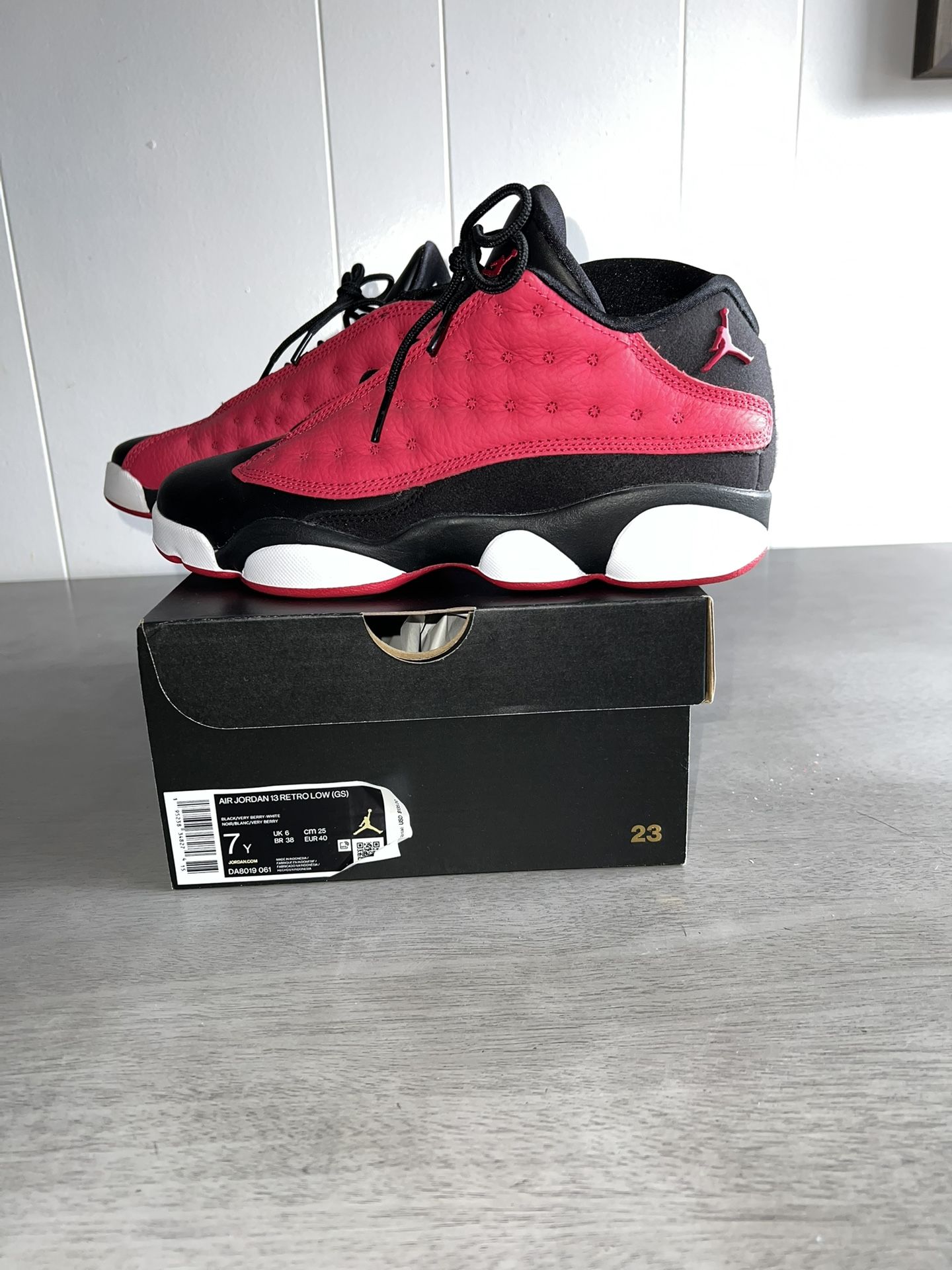 Air Jordan 13 Retro Low Very Berry 7y