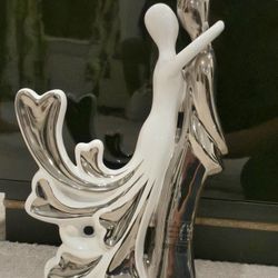 Couple Dancing Table Decor