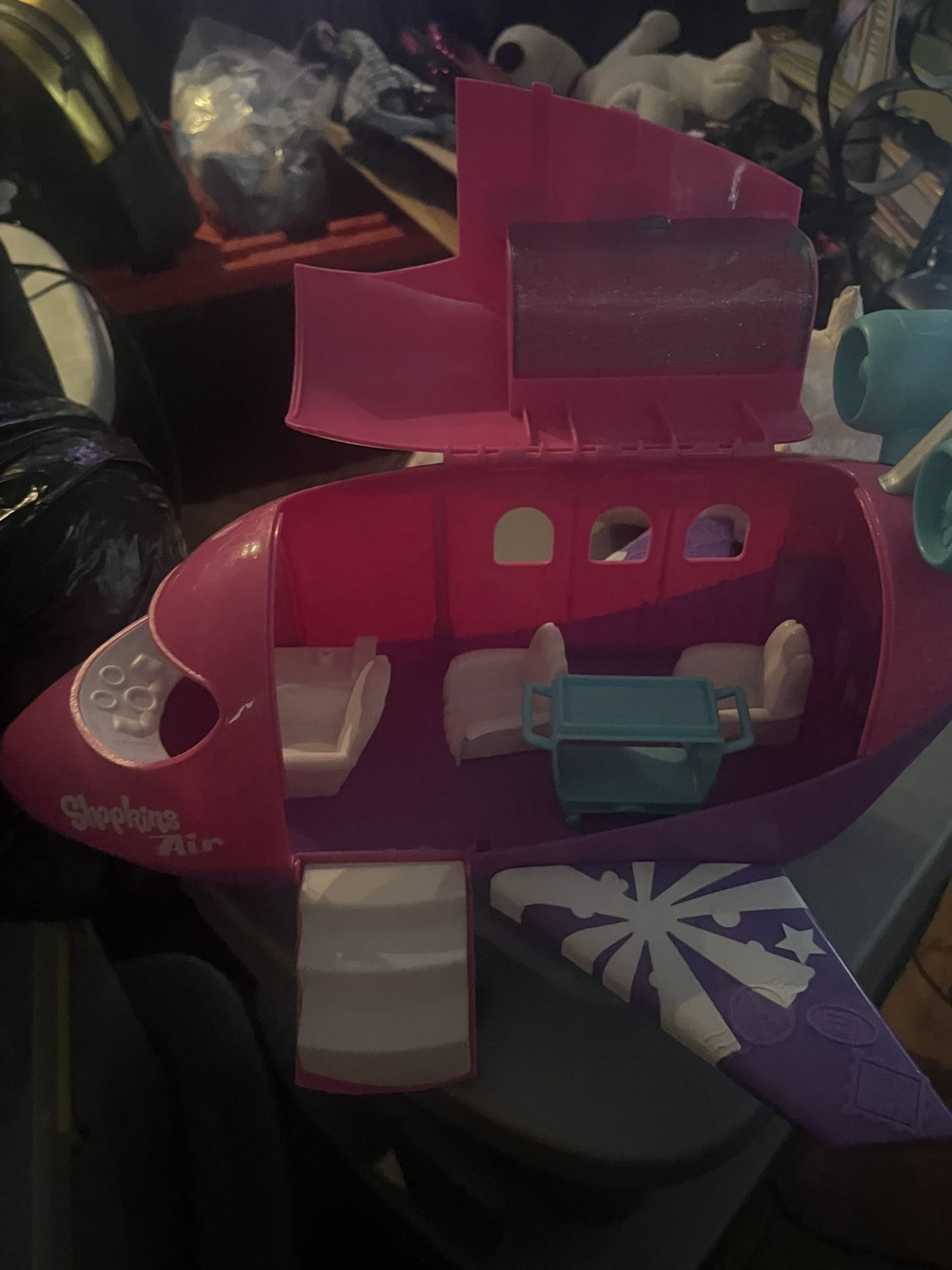 Shopkins Plane