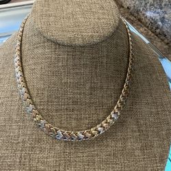 14k Tricolor Ladies Necklace 16”