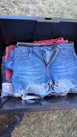 Pantalones y shorts de mujer size 14/16 25 piezas $20 todos