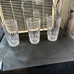 These vintage glasses are identified as Cristal d'Arques-Durand Tuilleries Villandry highball glasses. 