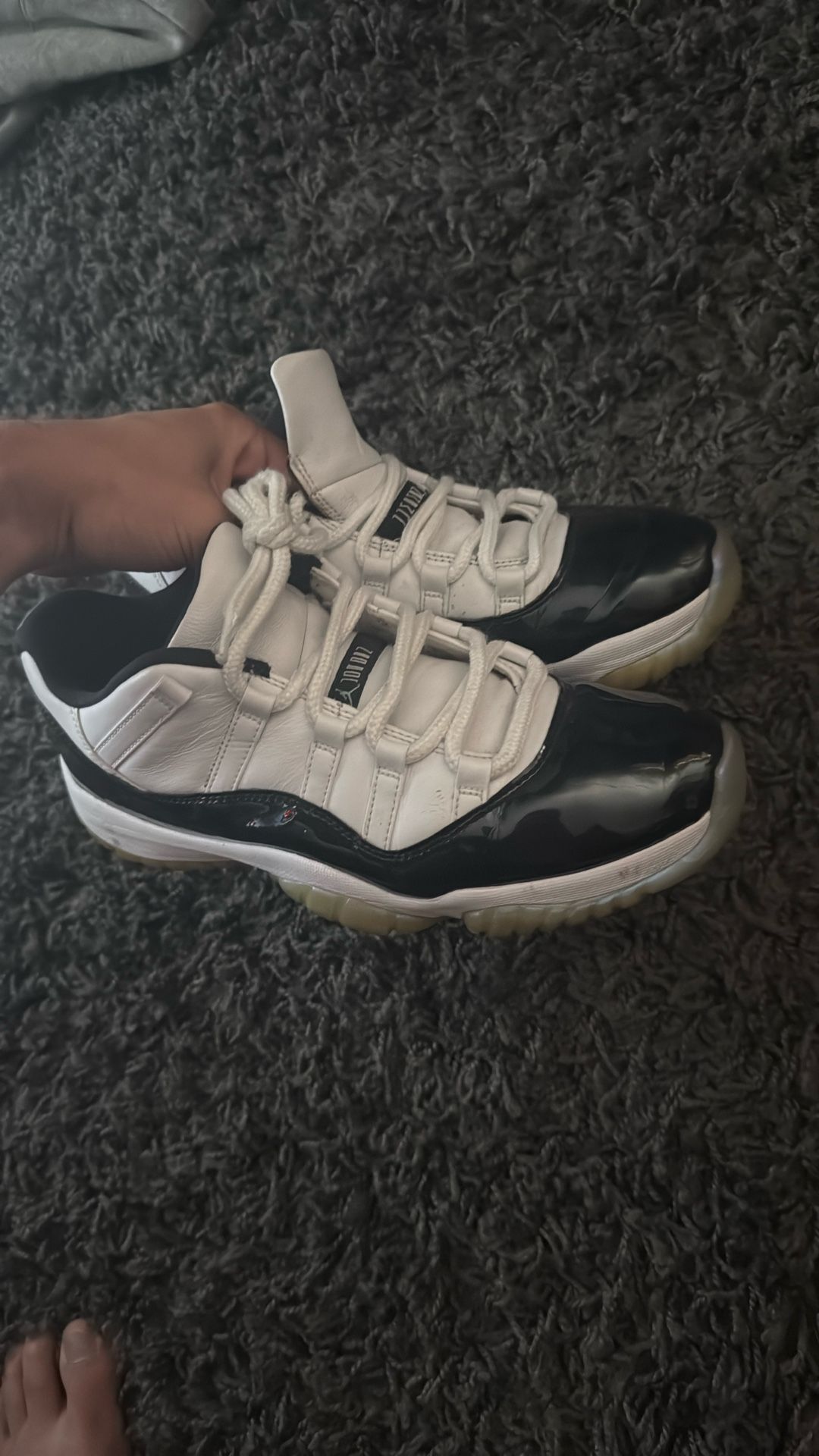 Jordan 11 Emerald Low