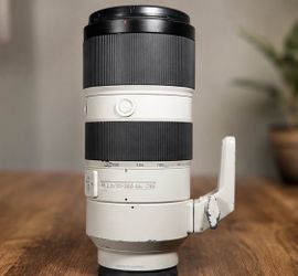 Sony FE 70-200mm f/2.8 GM OSS Lens