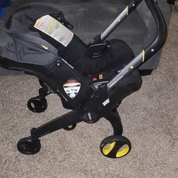 Doona Carseat/ Stroller