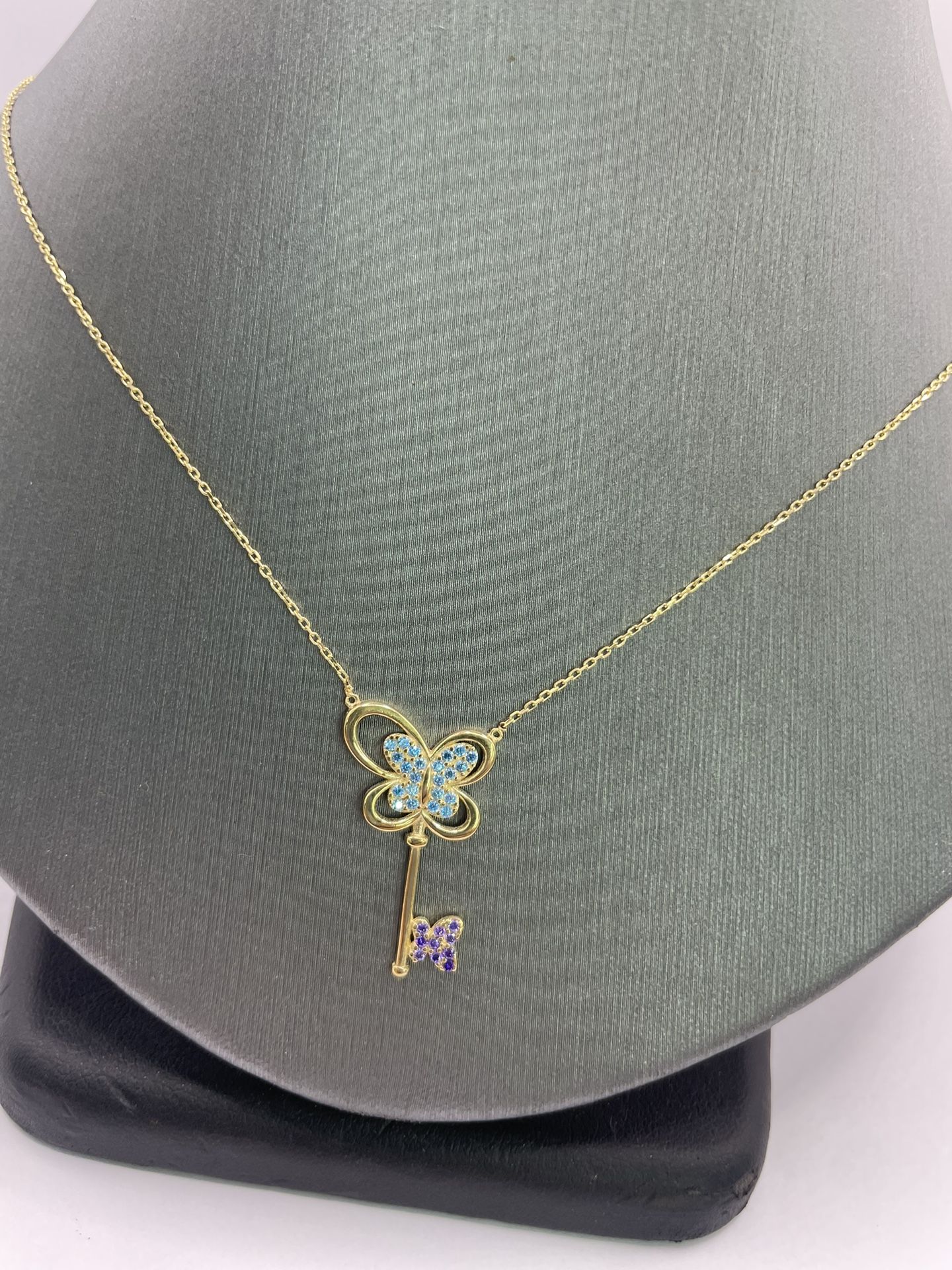 10KT Gold Butterfly Necklace
